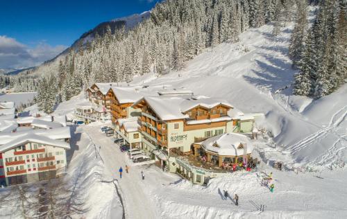 Фотография гостиницы Hotel Alpenhof Superior