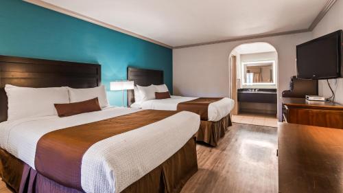 Фотография гостиницы Best Western Plus Executive Suites