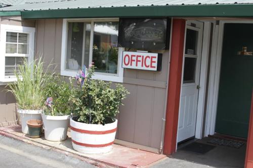 Фотография мотеля Jumping Frog Motel