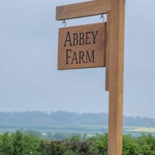 Фотографии базы отдыха 
            Abbey Farm