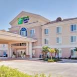 Фотография гостиницы Holiday Inn Express Porterville, an IHG Hotel