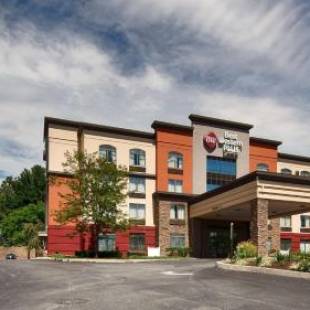 Фотографии гостиницы 
            Best Western Plus Harrisburg East Inn & Suites