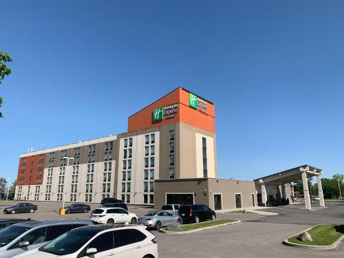 Фотография гостиницы Holiday Inn Express & Suites Toronto Airport West, an IHG Hotel
