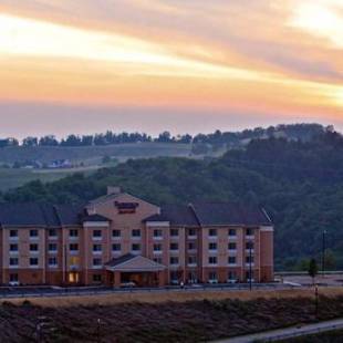 Фотографии гостиницы 
            Fairfield Inn by Marriott Morgantown