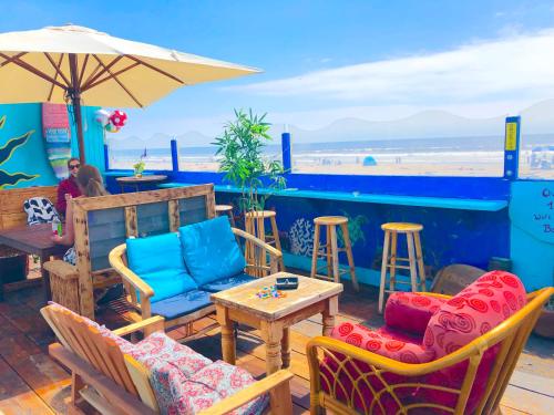 Фотография хостела ITH Beach Bungalow Surf Hostel San Diego