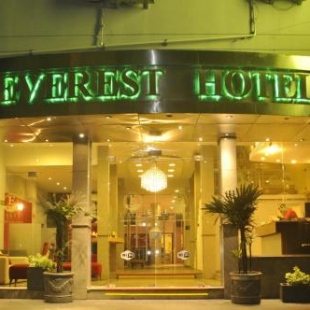 Фотография гостиницы Hotel Everest