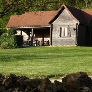 Фотографии базы отдыха 
            Les Chalets de Thegra proche de Rocamadour et Padirac