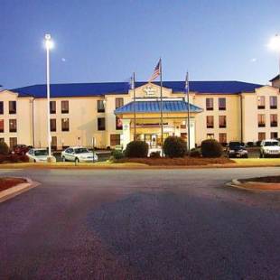 Фотографии гостиницы 
            Comfort Inn & Suites Greer - Greenville