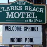 Фотография мотеля Clark's Beach Motel