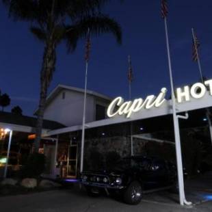 Фотографии гостиницы 
            The Capri Hotel