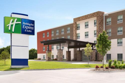 Фотография гостиницы Holiday Inn Express & Suites - Warrensburg North, an IHG Hotel
