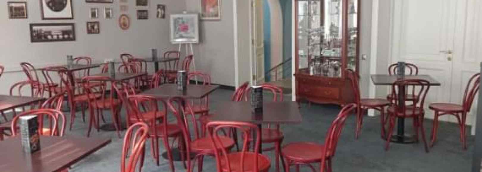 Фотография банкетного зала Зал кафе Клевер