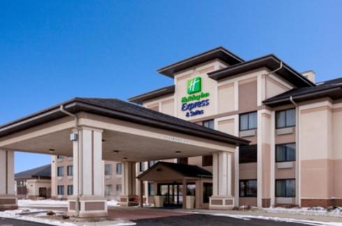 Фотография гостиницы Holiday Inn Express & Suites - Worthington, an IHG Hotel