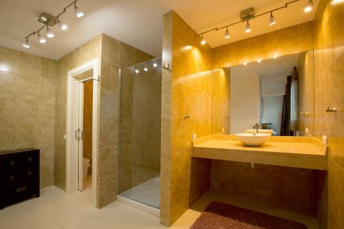 Фотография гостевого дома Terrace on the Beach