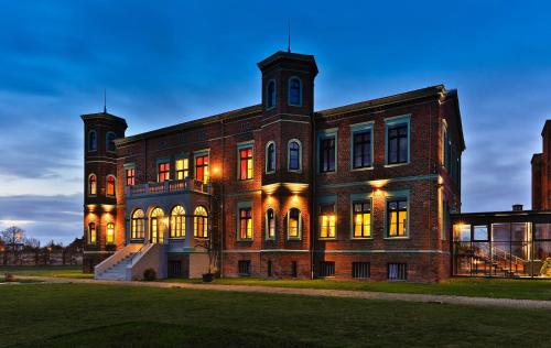 Фотография гостиницы Hotel Alte Ölmühle Wittenberge