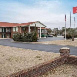 Фотографии гостиницы 
            Econo Lodge Crystal Coast