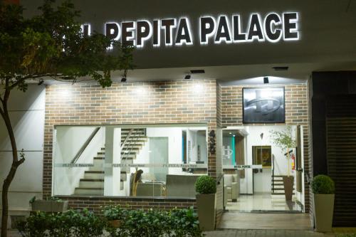 Фотографии гостиницы 
            Hotel Pepita