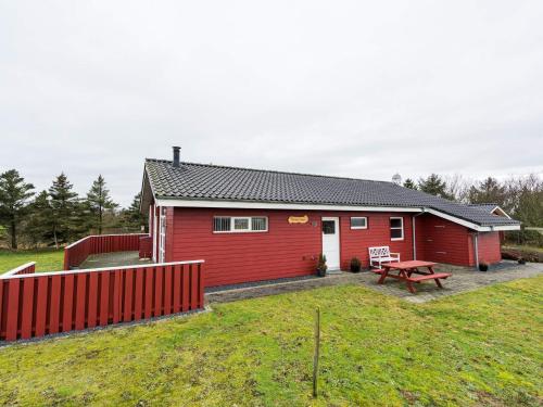 Фотография гостевого дома Holiday home Tarm XXVI