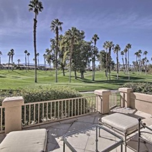 Фотография гостевого дома Palm Desert Townhome with Tennis and Pool Access!