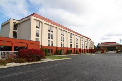 Фотография гостиницы Hampton Inn Cadillac