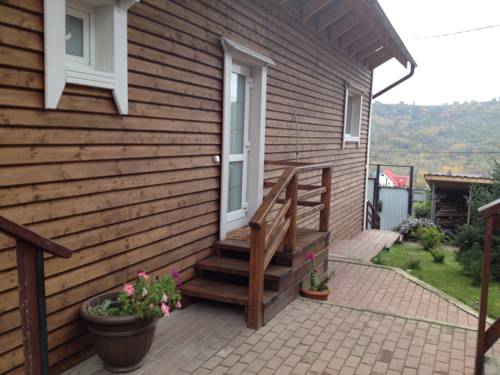 Фотография гостевого дома Домик в Горном