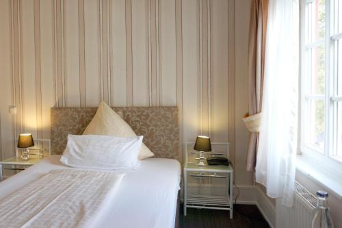 Фотография гостиницы Hotel Am Schloss Biebrich