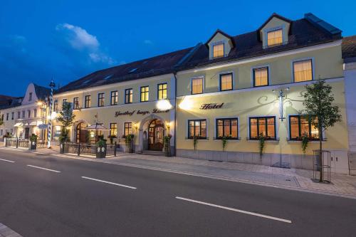 Фотографии гостиницы 
            Hotel Bayerischer Löwe