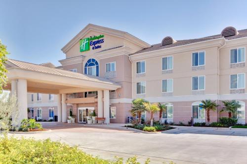 Фотография гостиницы Holiday Inn Express Porterville, an IHG Hotel