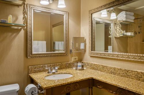 Фотография гостиницы Omni Royal Orleans Hotel