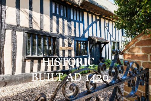 Фотография мини отеля The Greyhound - Historic former Inn