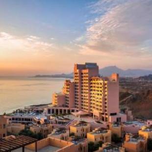 Фотографии гостиницы 
            Fairmont Fujairah Beach Resort