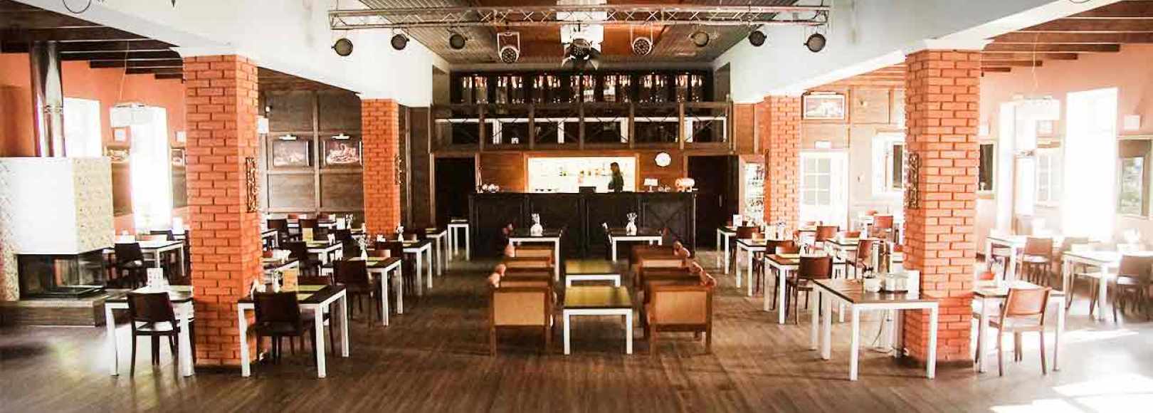 Фотография банкетного зала Большой зал в ресторане Золотой лосось