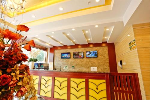 Фотография гостиницы GreenTree Inn Jiangsu Nantong Tongzhou District East Bihua Road Business Hotel
