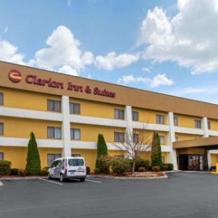 Фотография гостиницы Clarion Inn & Suites West Knoxville