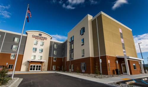 Фотография гостиницы Candlewood Suites - Fairbanks, an IHG Hotel