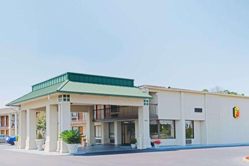 Фотографии гостиницы 
            Cornerstone Inn & Suites Troy