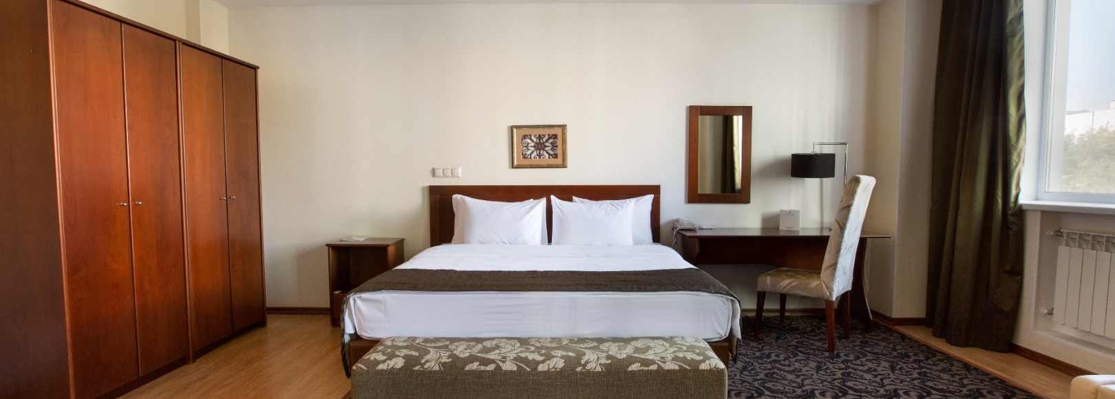 Фотография гостиницы Бенефит Плаза Конгресс Отель