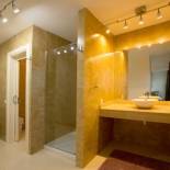 Фотография гостевого дома Terrace on the Beach