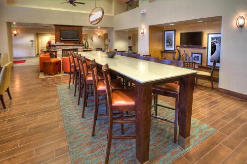 Фотография гостиницы Hampton Inn & Suites Altus