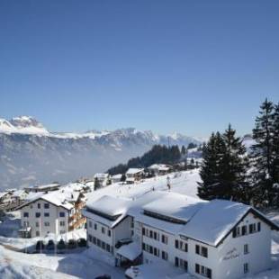 Фотографии гостиницы 
            Hotel Cristal Flumserberg