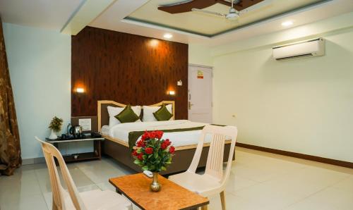 Фотографии гостиницы 
            Treebo Trend Hillway Inn Mahabaleshwar