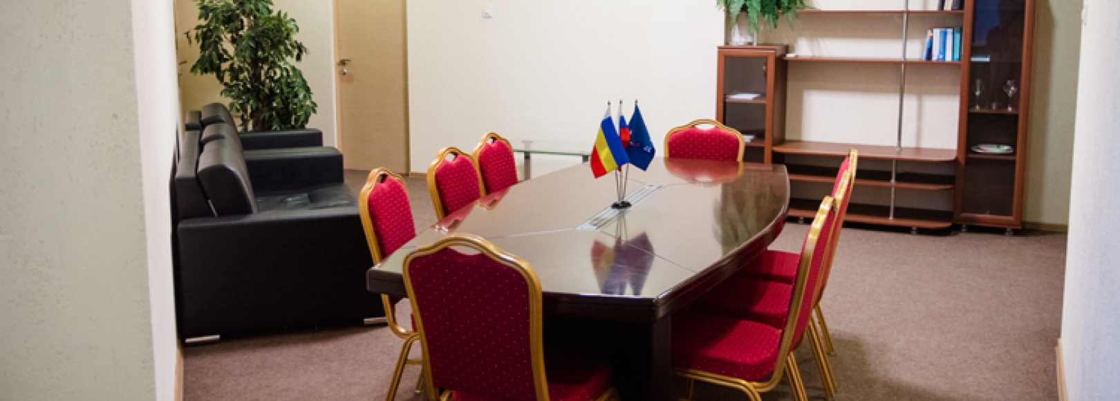 Фотография комнаты для переговоров VIP-комната