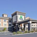 Фотография гостиницы Holiday Inn Express Hotel & Suites Ashland, an IHG Hotel