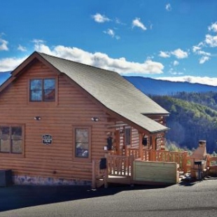 Фотография гостевого дома Bear-A-Dise in the Smokies cabin