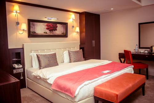 Фотография гостиницы QafqaZ Thermal & Spa Resort Hotel