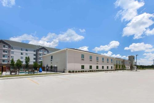 Фотография гостиницы Days Inn by Wyndham Baton Rouge Airport