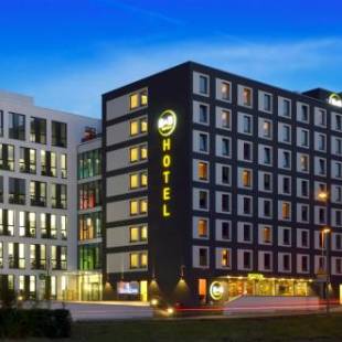 Фотографии гостиницы 
            B&B Hotel Düsseldorf-City