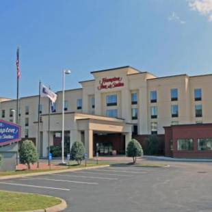 Фотографии гостиницы 
            Hampton Inn & Suites Norfolk-Airport