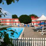 Фотография гостиницы ibis 3 Lacs Neuchâtel