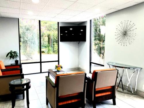 Фотография гостиницы Days Inn by Wyndham Easley West Of Greenville/Clemson Area